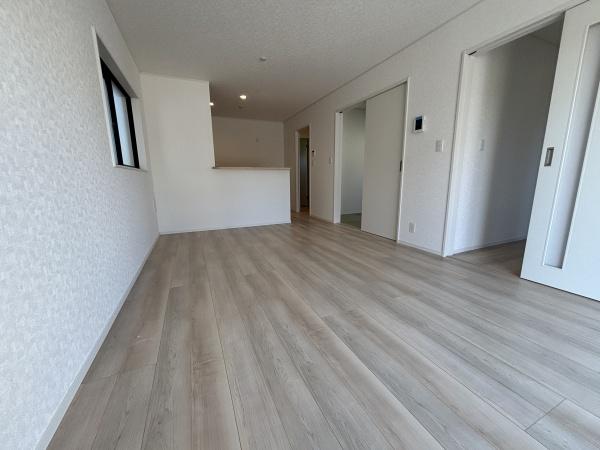 豊田市上丘町第11号棟(リビング)