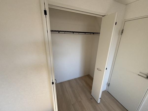 豊田市上丘町第11号棟(収納)
