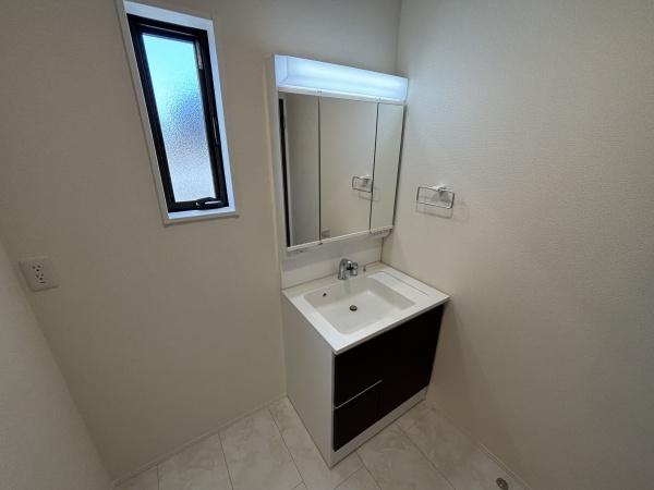 刈谷市小垣江駅前1号棟