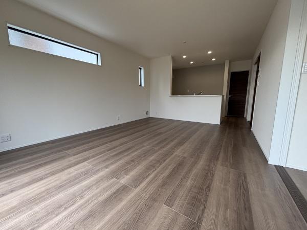 刈谷市小垣江駅前1号棟