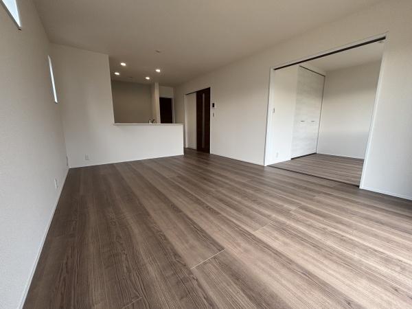 刈谷市小垣江駅前1号棟