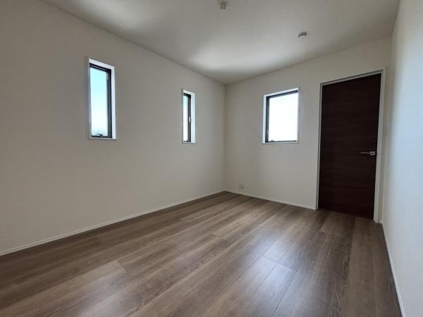 刈谷市小垣江駅前1号棟