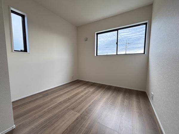 刈谷市小垣江駅前1号棟