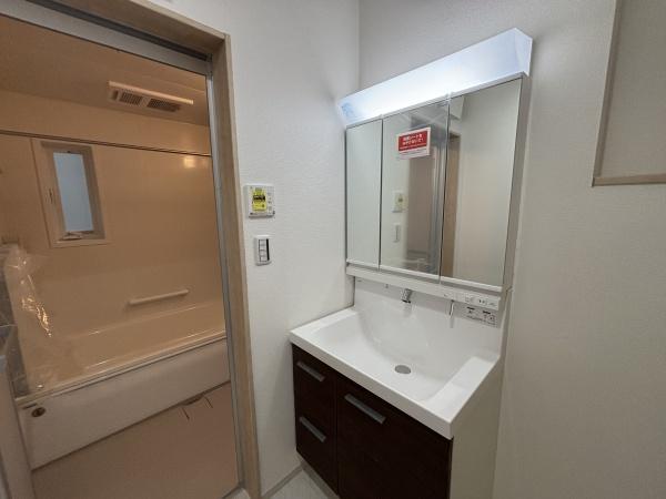 刈谷市泉田町絵下城2号棟