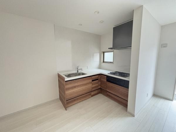 刈谷市泉田町絵下城2号棟