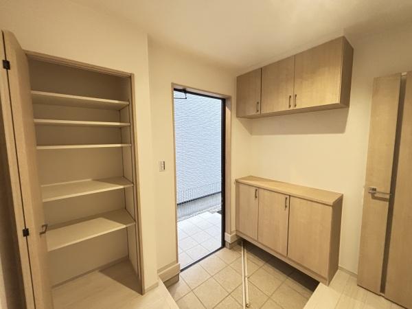 刈谷市泉田町絵下城2号棟