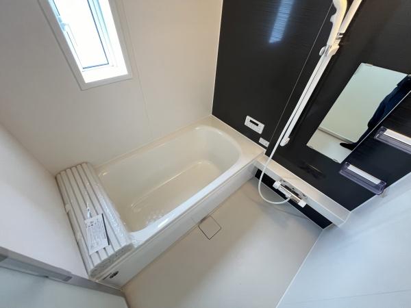 刈谷市小垣江町第81号棟(バス)