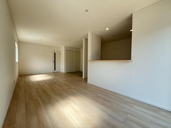 刈谷市小垣江町第82号棟(リビング)