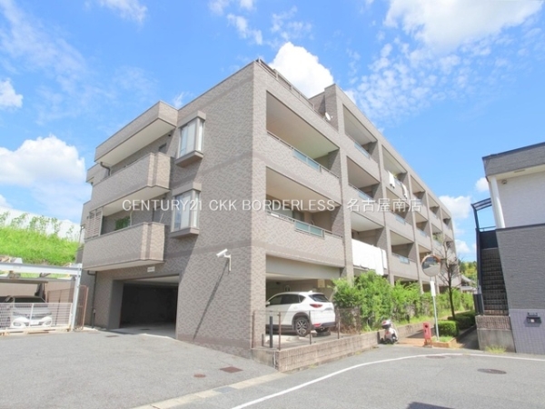 ユニーブル岩崎台スクエア