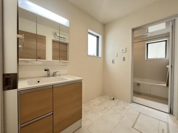 碧南市霞浦町2期1号棟