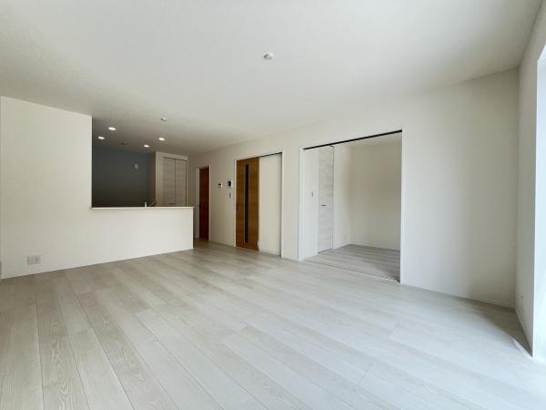 碧南市霞浦町2期1号棟