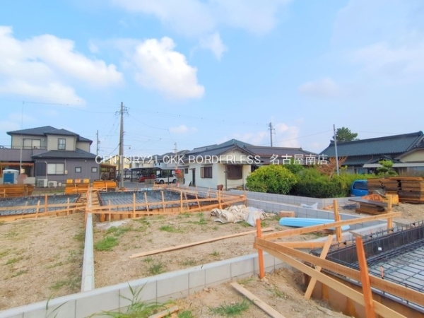 碧南市湖西町３丁目の新築一戸建