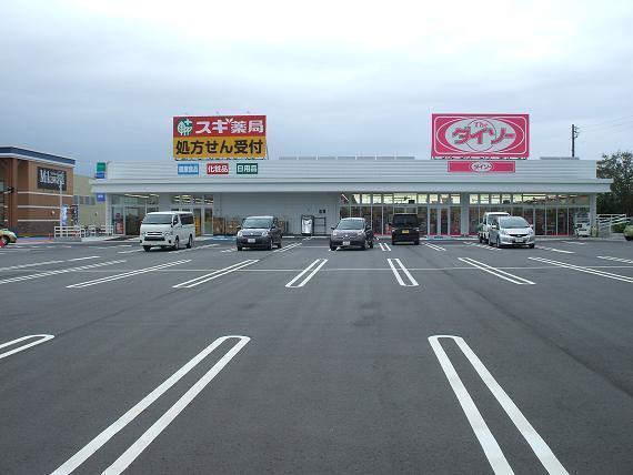 西尾市一色町一色東荒子の土地(スギ薬局西尾一色店)