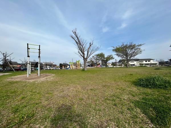 西尾市一色町対米洲田の土地(一色地域文化広場)