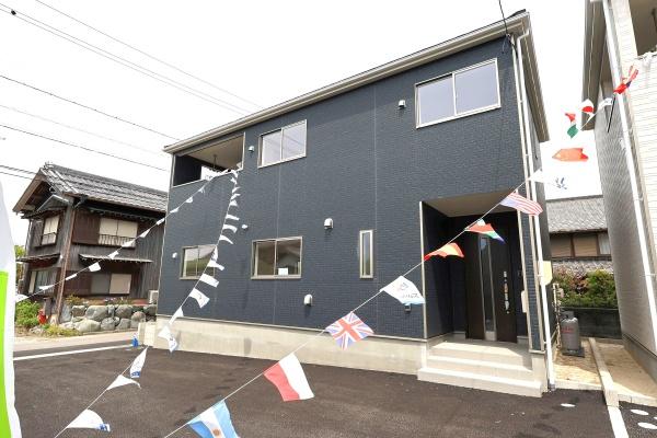 西尾市吉良町饗庭第1　1号棟