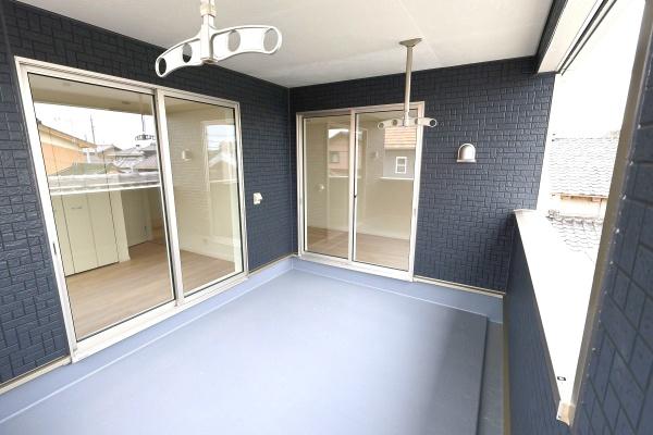 西尾市一色町一色第23　2号棟