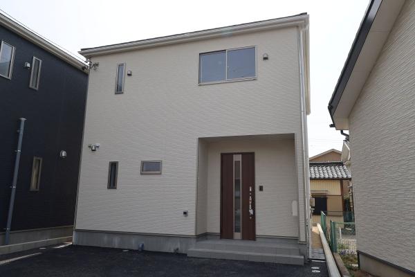 西尾市一色町野田第2　1号棟
