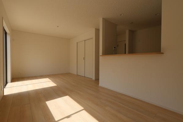 西尾市一色町野田第2　1号棟