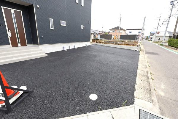 西尾市一色町松木島第6　6号棟