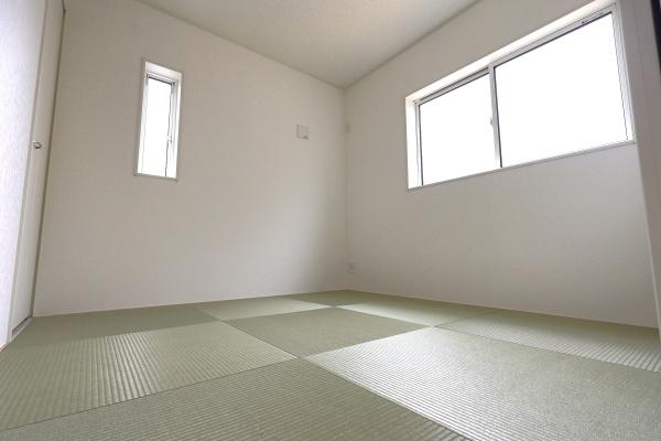 西尾市一色町松木島第6　6号棟