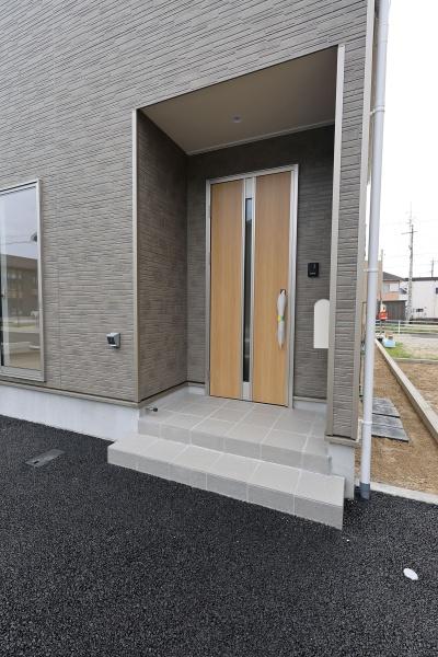 西尾市一色町松木島第6　7号棟