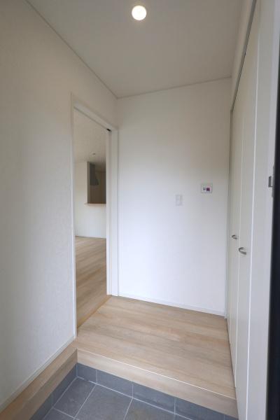 西尾市一色町松木島第6　7号棟