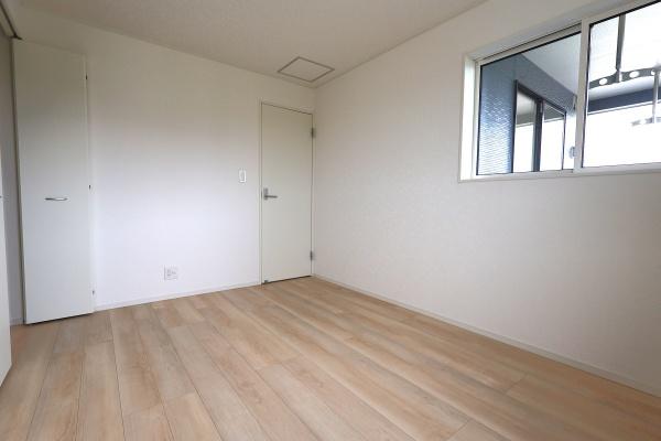 西尾市一色町松木島第6　9号棟