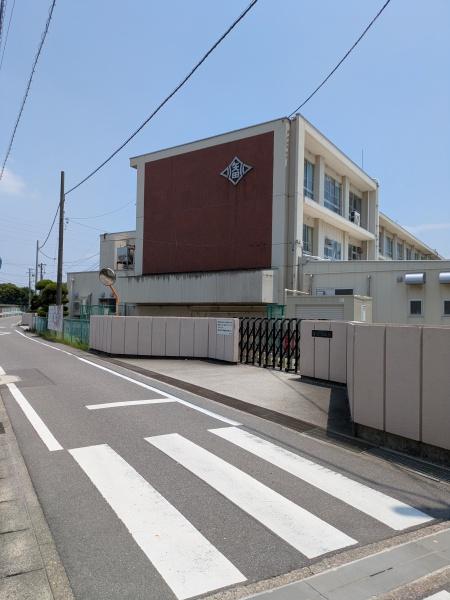 西尾市上矢田町水向の土地(西尾市立矢田小学校)