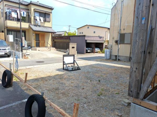 西尾市吉良町吉田亥改の土地(前面道路含む現地写真)