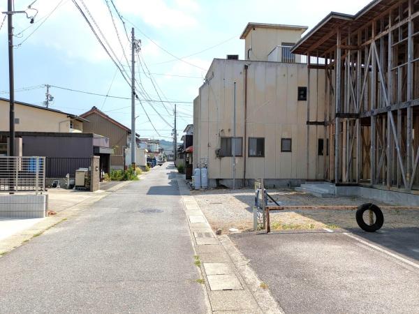 西尾市吉良町吉田亥改の土地(前面道路含む現地写真)