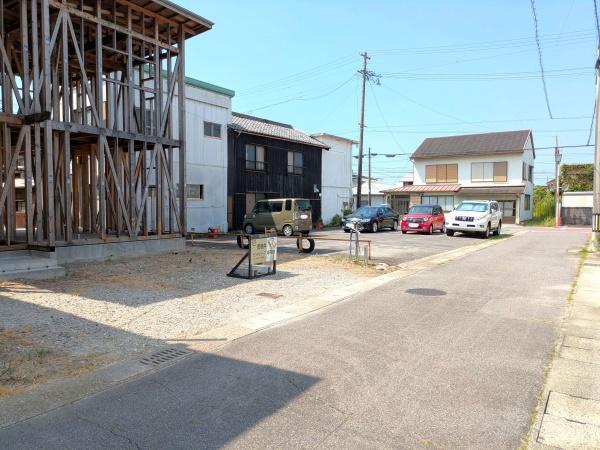 西尾市吉良町吉田亥改の土地(前面道路含む現地写真)