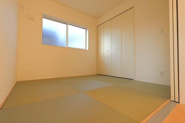 西尾市一色町一色第26　4号棟