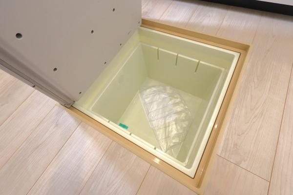 西尾市一色町松木島第6　1号棟