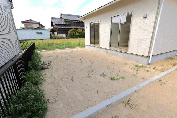 西尾市一色町松木島第6　1号棟