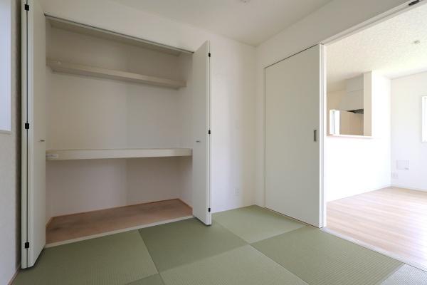 西尾市一色町松木島第6　1号棟