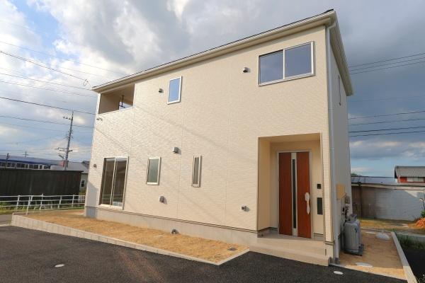 西尾市一色町松木島第6　5号棟