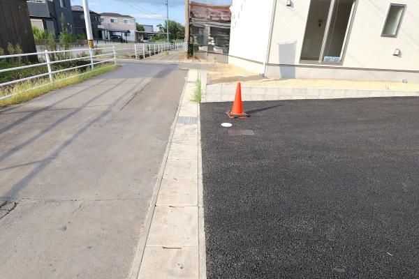 西尾市一色町松木島第6　5号棟