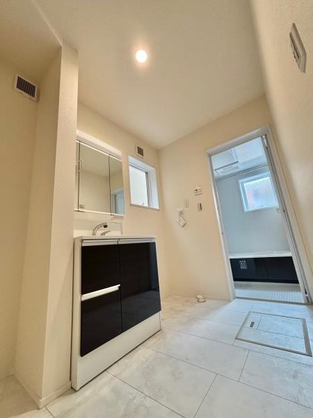 西尾市一色町一色下乾地第2