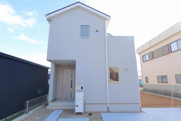 西尾市一色町松木島自分山の新築一戸建