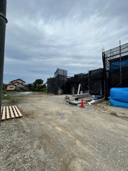 西尾市一色町松木島中切第3　2号棟