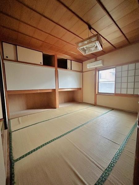 西尾市一色町一色南屋敷の中古一戸建て