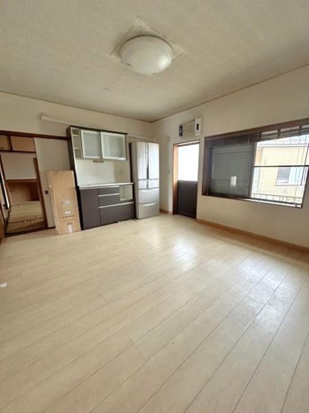 西尾市一色町一色南屋敷の中古一戸建て