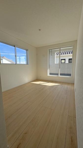 西尾市一色町一色第27　5号棟