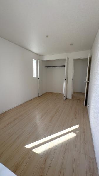 西尾市一色町一色第27　5号棟