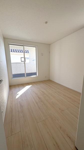 西尾市一色町一色第27　5号棟