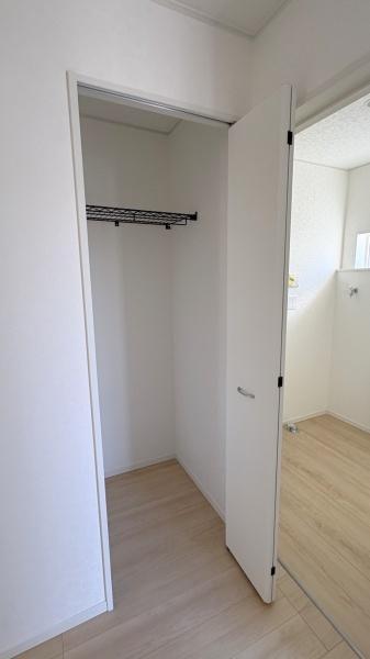 西尾市一色町一色第27　6号棟