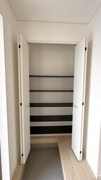 西尾市一色町松木島第9　3号棟