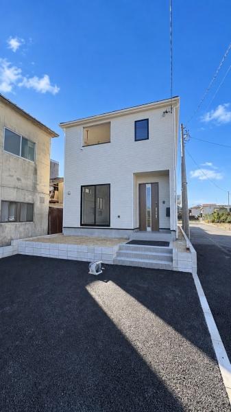 西尾市一色町松木島第9　6号棟