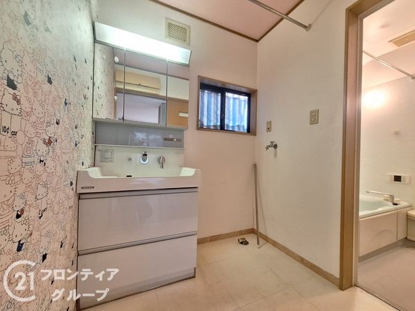 加古川市野口町長砂の中古一戸建て(洗面台・洗面所)