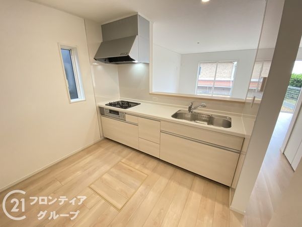 姫路市新在家本町６丁目　新築一戸建て　第２　１号棟
